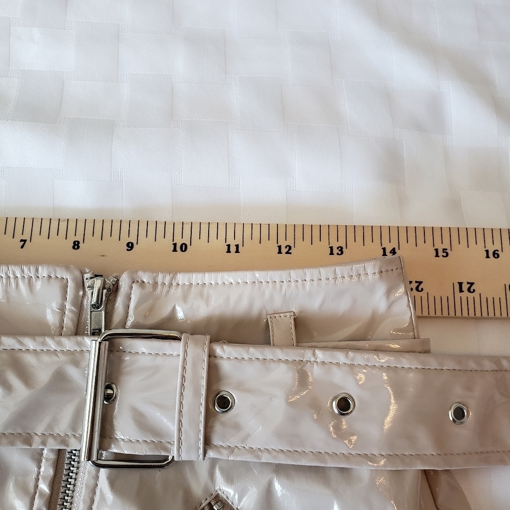 Forever 21 Faux Leather Wide Belt Cream Color Skirt Size M - Picture 5 of 6
